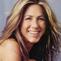 Jennifer Aniston: Vince Lebih Hot Dari Pitt